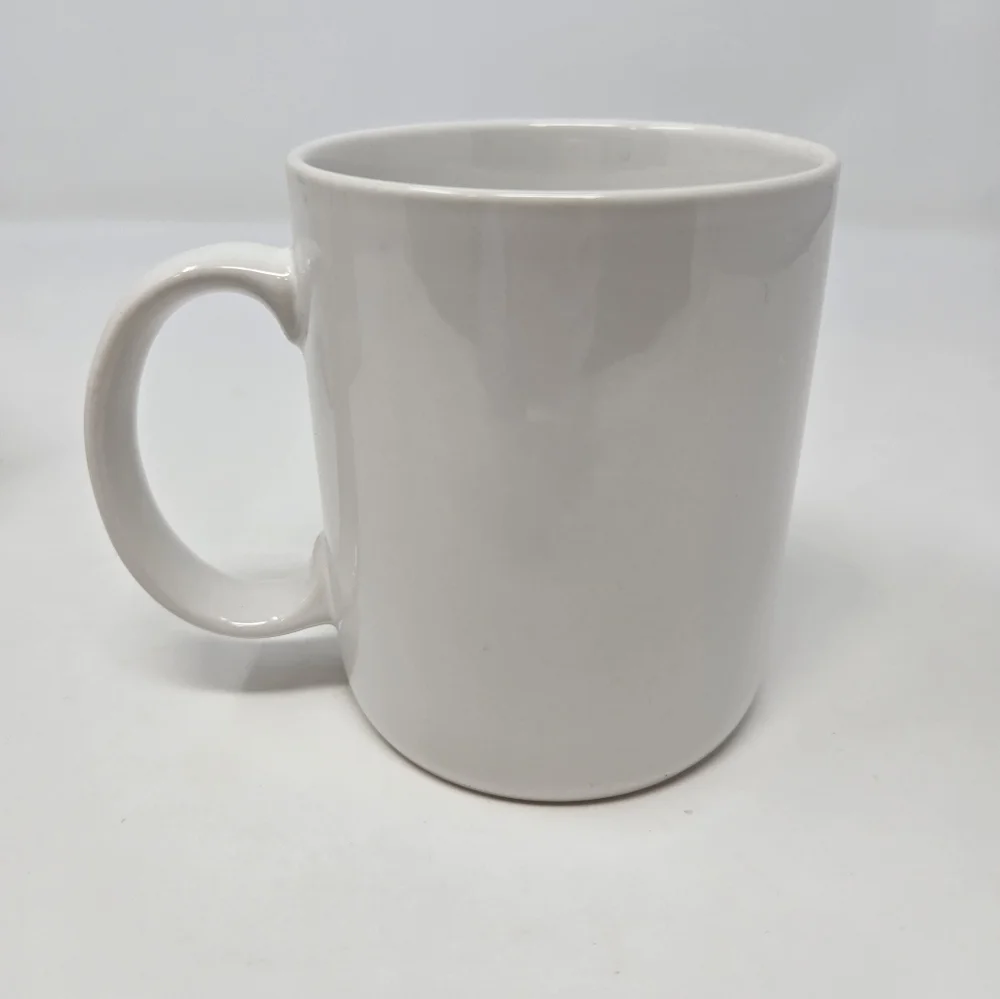 VINTAGE NOS HALLMARK SHOEBOX GREETINGS COFFEE MUG CUP GIVE ME A HUG BEARS WHITE